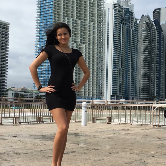 Dress - Picture 2 of 6